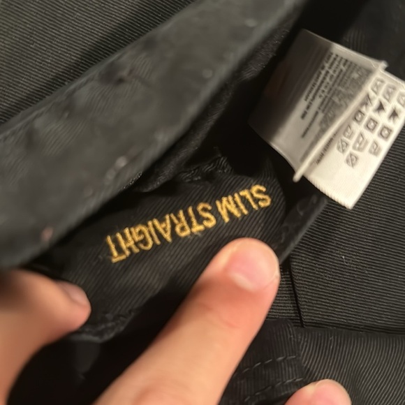 Hollister ripped jeans - Picture 6 of 6